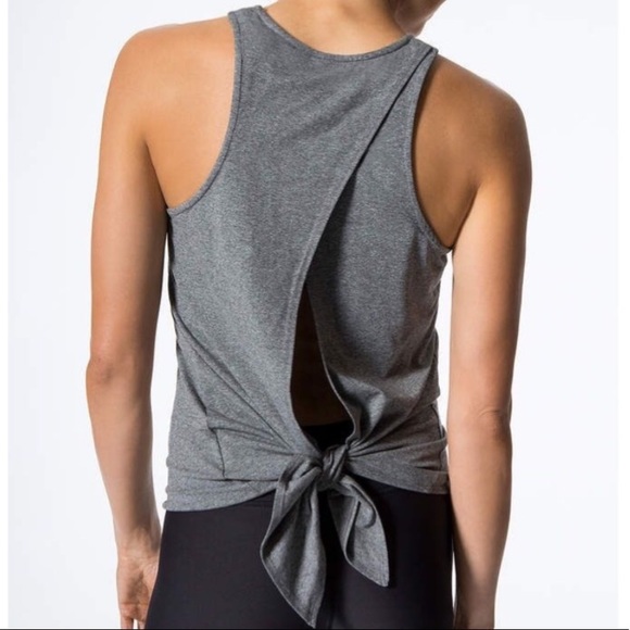 Carbon38 Tops - Carbon38 Rally Tie Back Tank NWOT